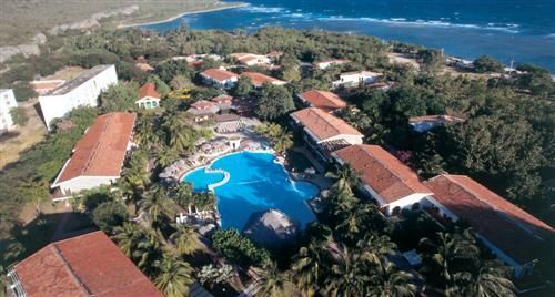 'Hotel - Carisol Corales - foto aerea' Check our website Cuba Travel Hotels .com often for updates.